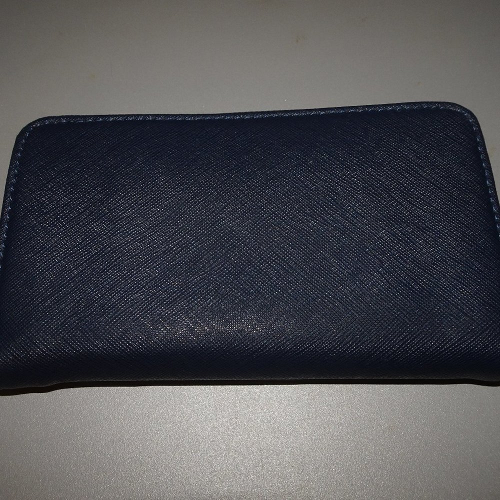 Michael Kors Navy Leather Zip Around Wallet - Picture 2 of 8